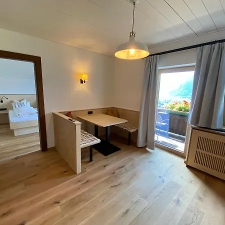 Waldruh Guest house