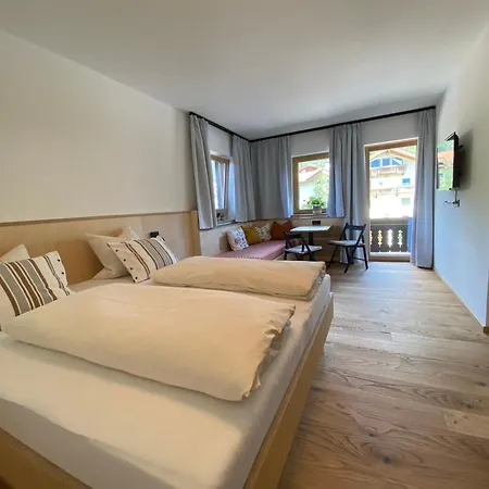 Waldruh Guest house Wiesing